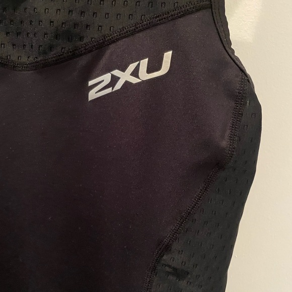 Black 2XU athletic tank top size small - Picture 3 of 5